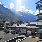 L'aiguille Du Midi-8 By Interhome
